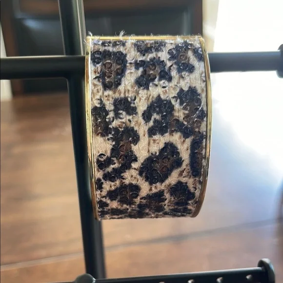 Leopard Print Gold Cuff Bracelet - Picture 4 of 7